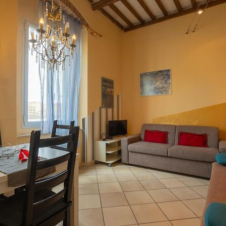 Ponte Per La Sardegna E La Corsica Dalla Toscana Family Apartment Livorno Zewnętrze zdjęcie