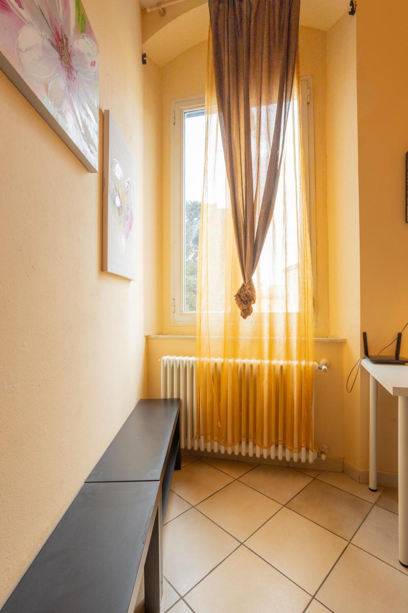 Ponte Per La Sardegna E La Corsica Dalla Toscana Family Apartment Livorno Zewnętrze zdjęcie