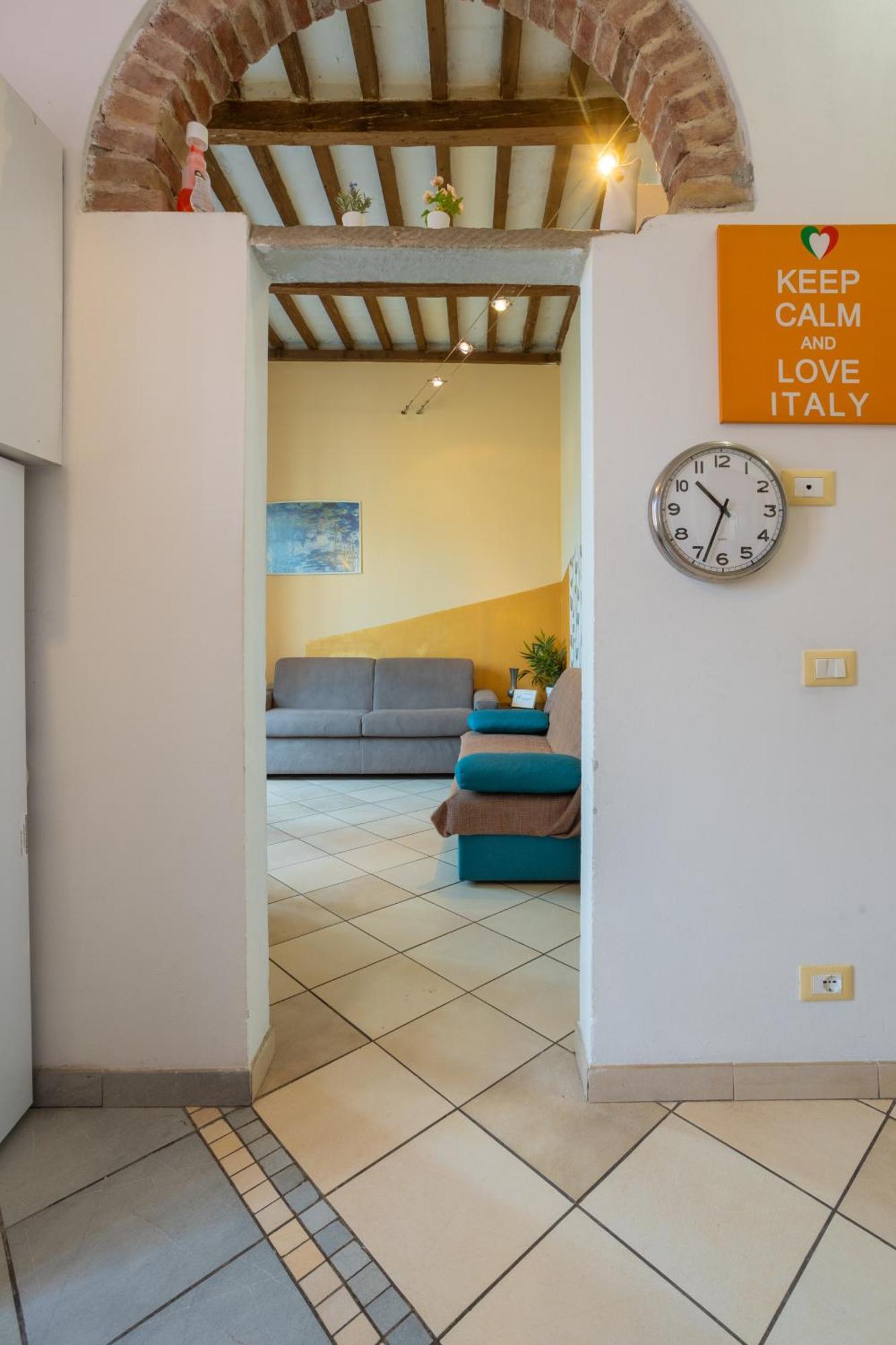 Ponte Per La Sardegna E La Corsica Dalla Toscana Family Apartment Livorno Zewnętrze zdjęcie