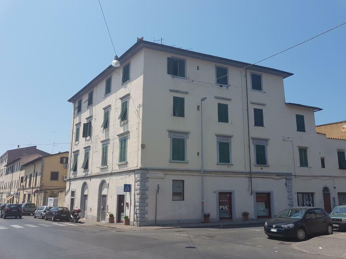 Ponte Per La Sardegna E La Corsica Dalla Toscana Family Apartment Livorno Zewnętrze zdjęcie